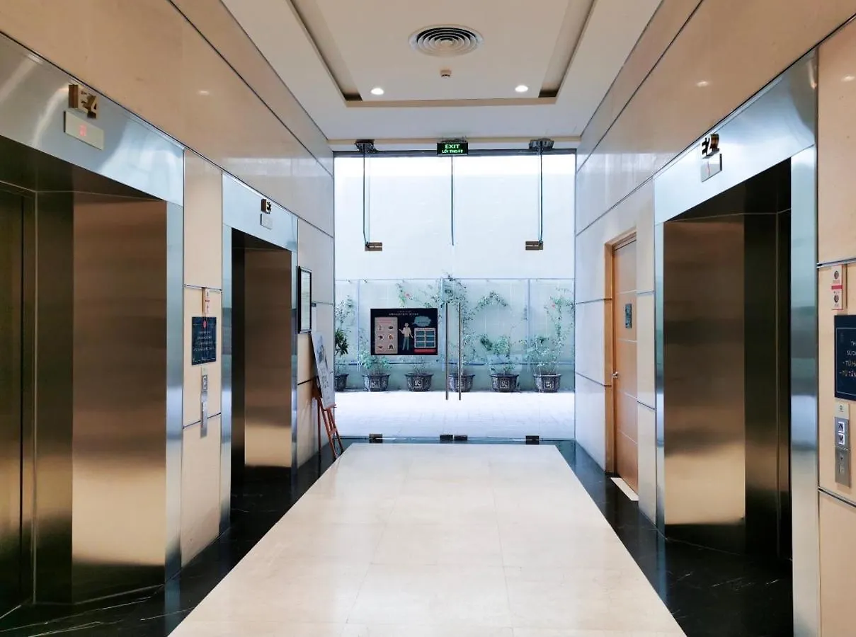 Gold Coast Luxury Apartment Нячанг