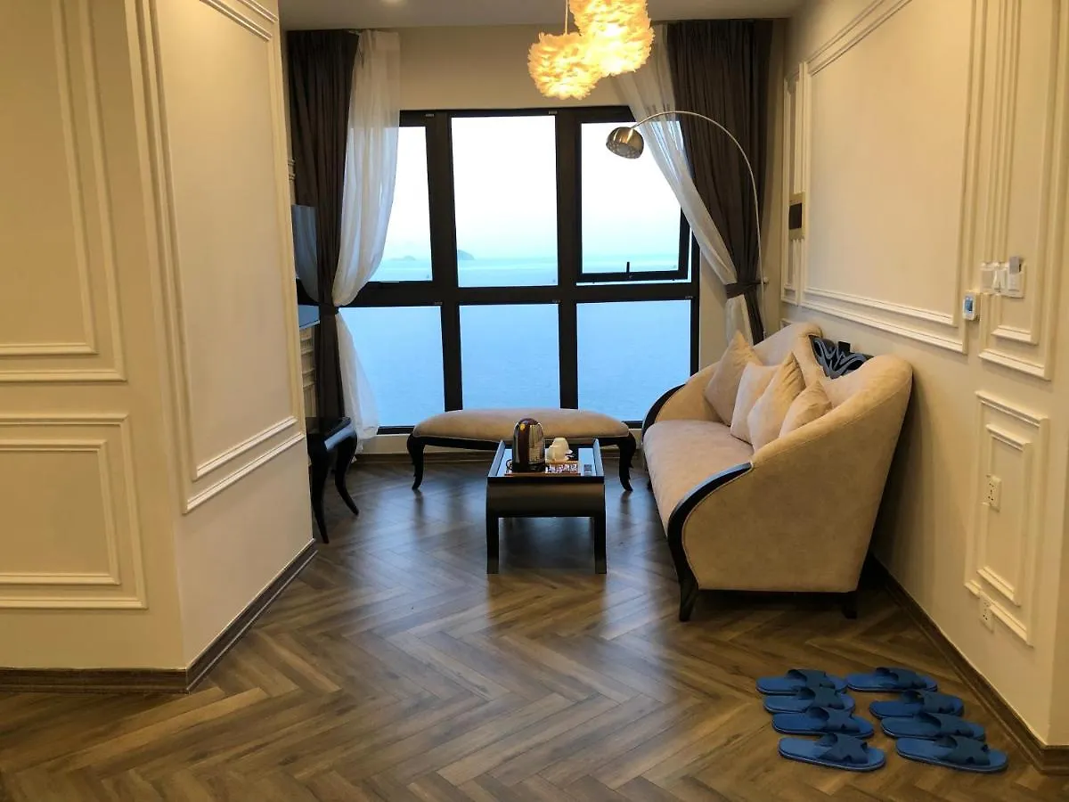 Gold Coast Luxury Apartment Нячанг