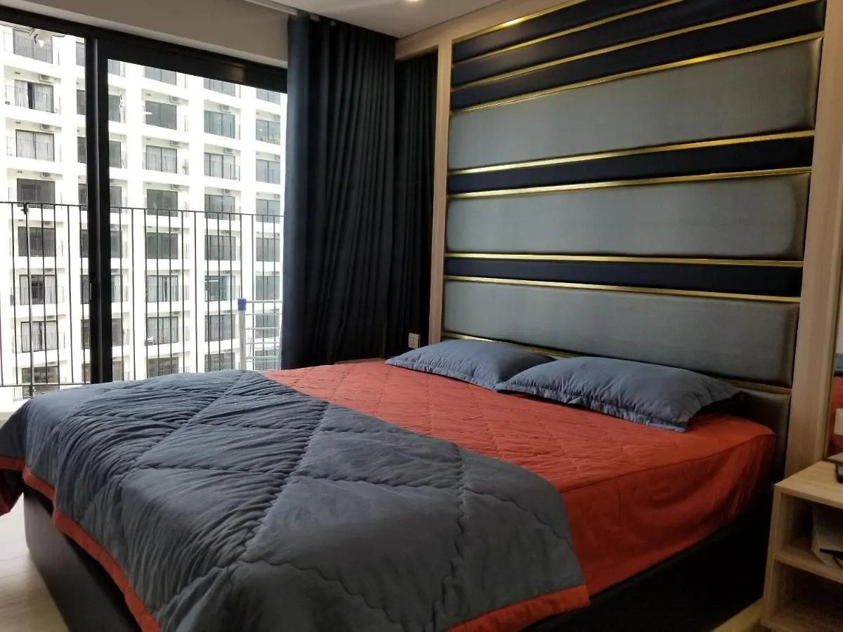 Gold Coast Luxury Apartment Нячанг
